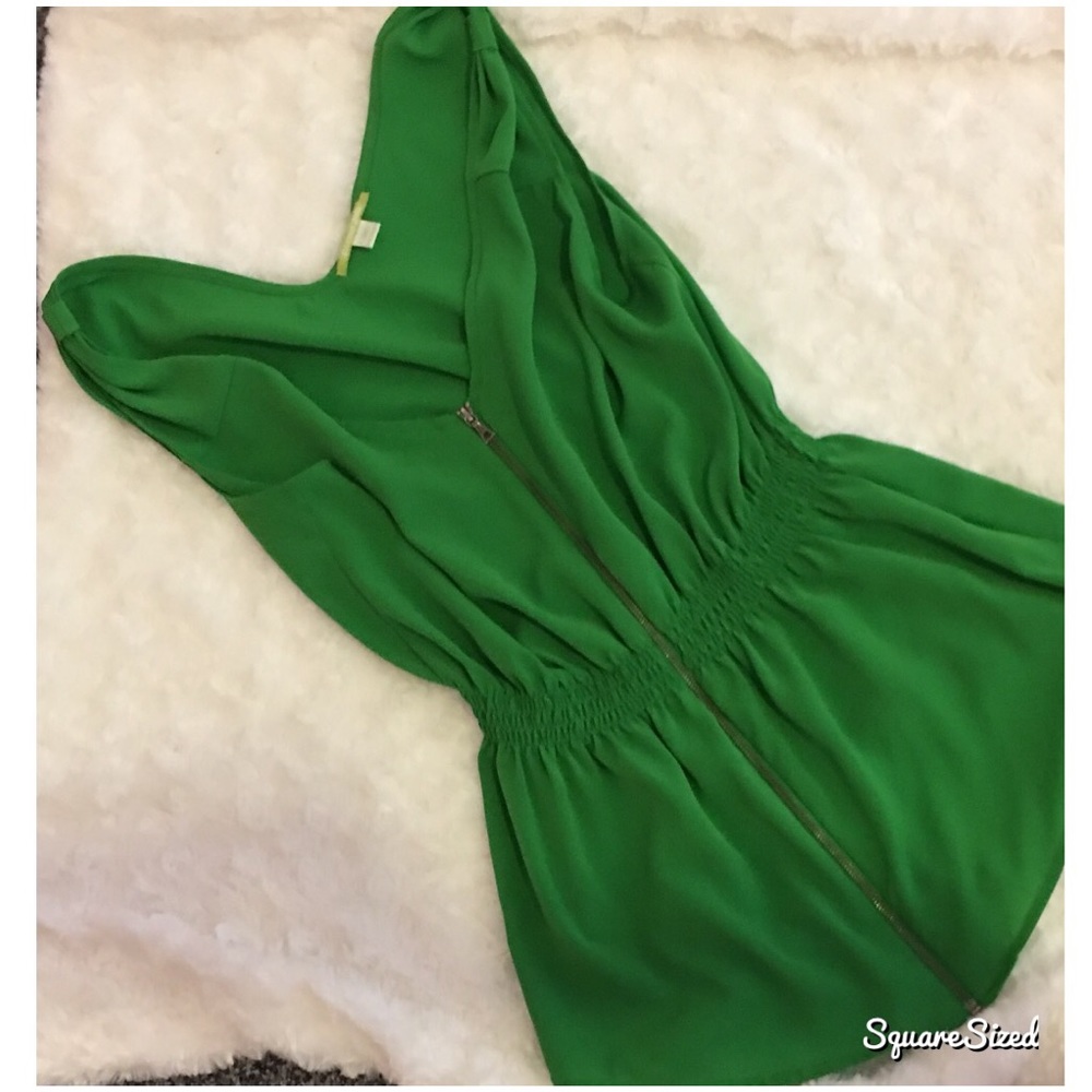 Gianni Bini Green Zipper Top 🌿